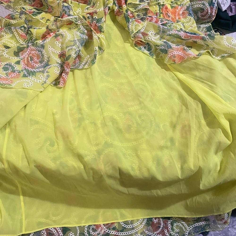 Alice + Olivia Vibrant Floral Maxi Dress - Picture 8 of 16